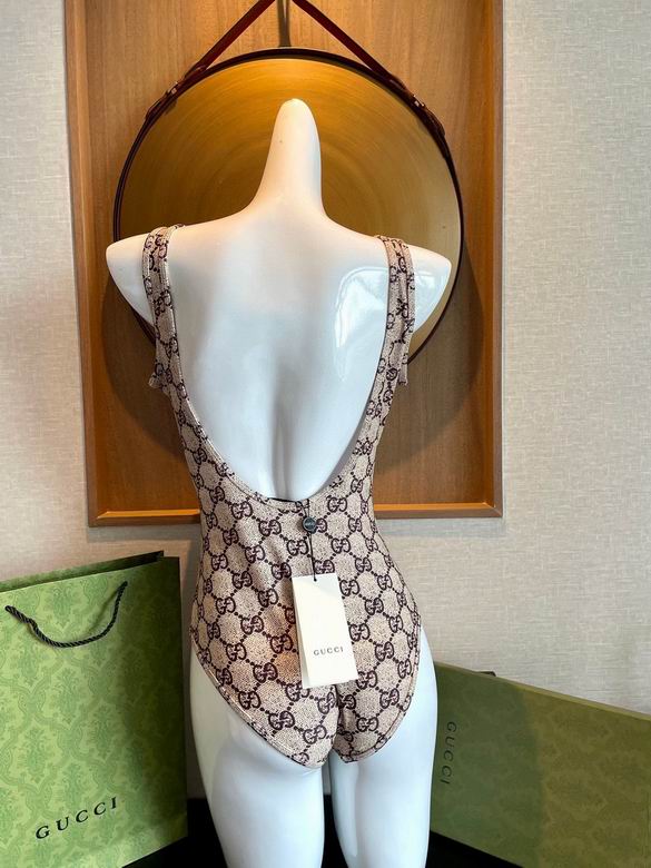 Gucci S-XL  48 (2)